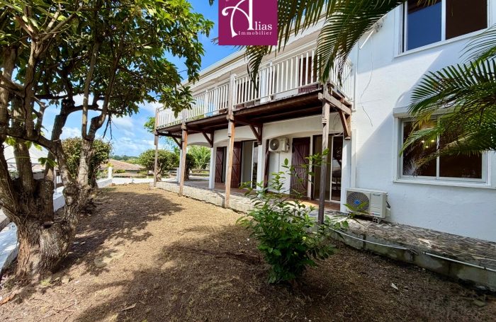 Location Maison 97190