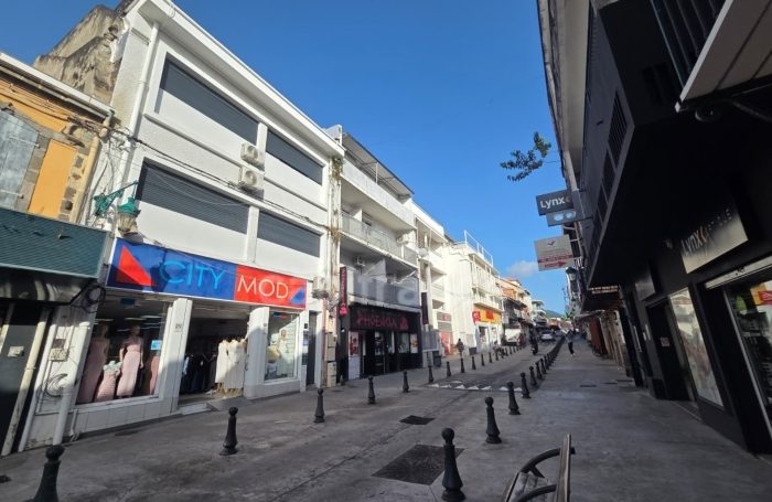 Location Bureaux 97100