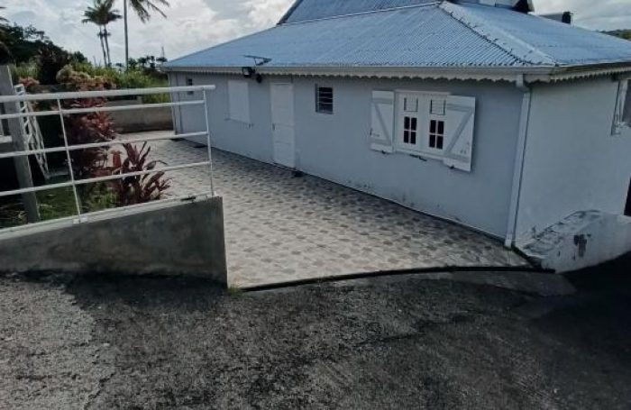 Location Maison 97115