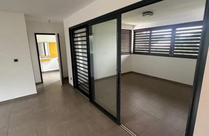 Location Appartement 97354