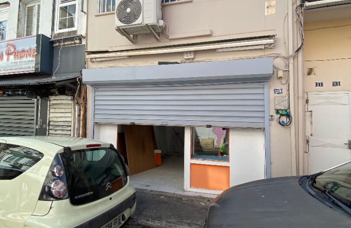 Vente Local commercial 