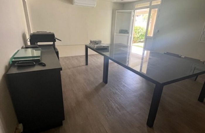 Vente Local commercial 