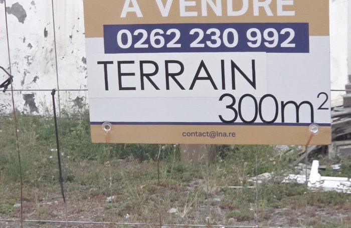 Vente Terrain 97400