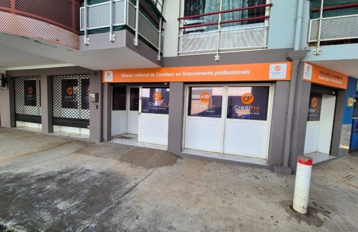 Location Local commercial 97400
