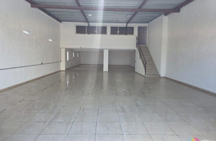 Location Local commercial 97440