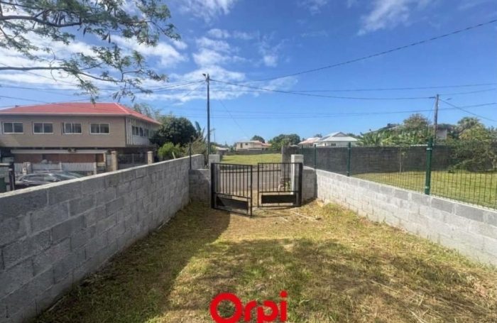 Vente Terrain 97440