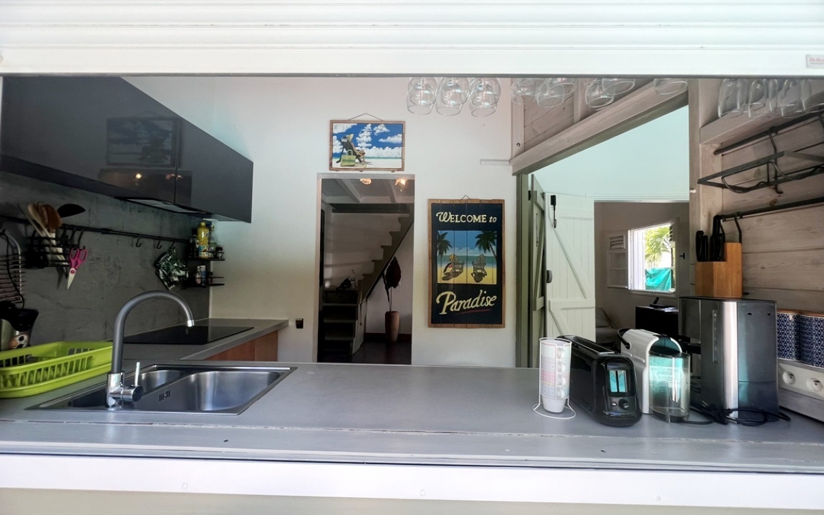 Maison de test avec piscine et jardin