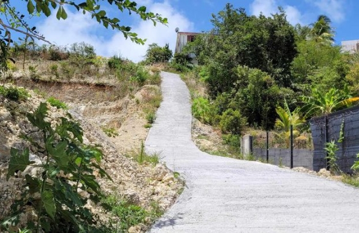 À acheter à Gosier : terrain de 765m2 avec Agence Immo Conseil