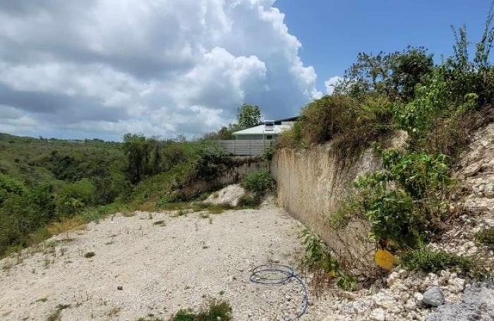 À acheter à Gosier : terrain de 765m2 avec Agence Immo Conseil