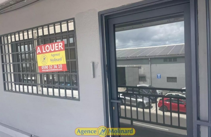 Location Bureaux 55m&sup2; Les Abymes