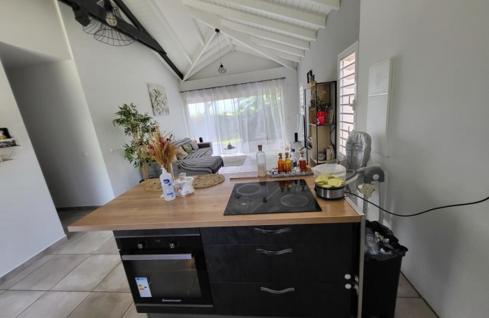 Vente Maison 80m&sup2; 4 pi&#232;ces Petit-Canal