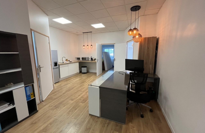 Location Bureaux 97170