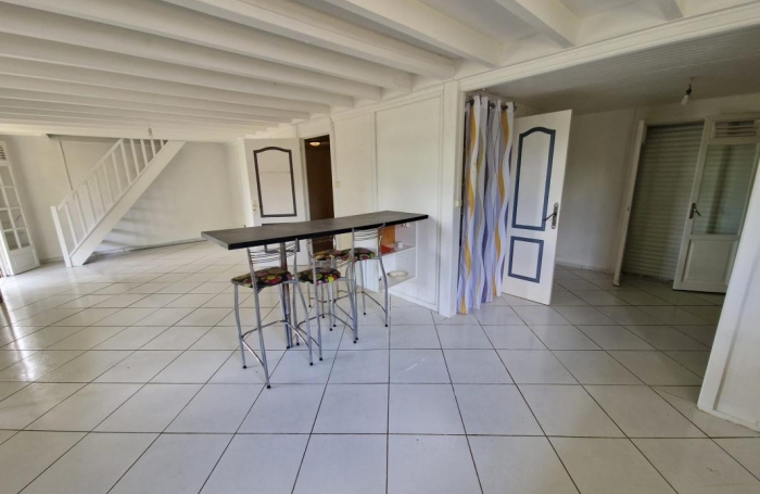 Location Maison 90m&sup2; 4 pi&#232;ces Sainte Rose