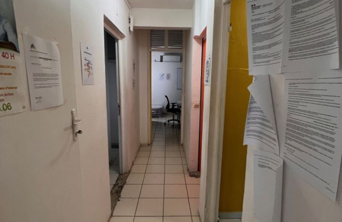 Vente Bureaux 86m&sup2; Baie Mahault