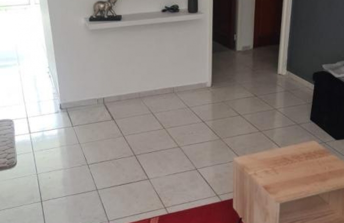 Vente Appartement 58.33m&sup2; 3 pi&#232;ces Les Abymes