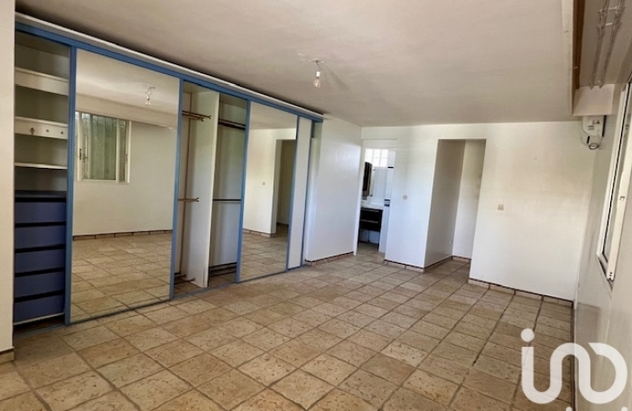 Location Maison 288m&sup2; 5 pi&#232;ces Les Abymes