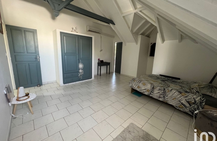 Vente Maison 209m&sup2; 7 pi&#232;ces Lamentin