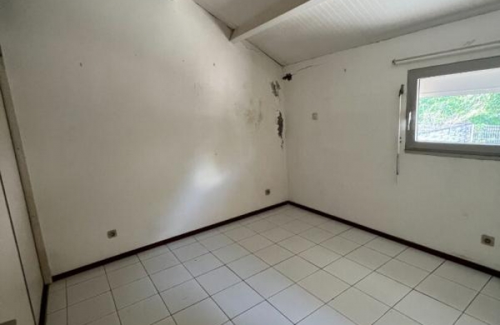 Vente Maison 97.13m&sup2; 5 pi&#232;ces Les Abymes