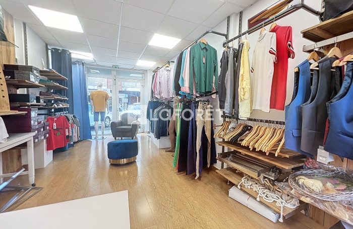 Location Local commercial 23.21m² 1 pièce Saint François