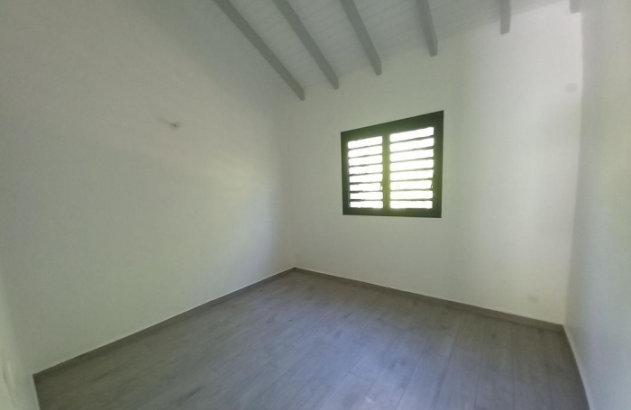 Location Maison 92m&sup2; 4 pi&#232;ces Gosier