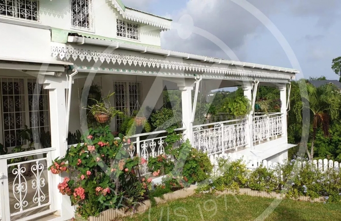 Vente Maison 292m&sup2; 6 pi&#232;ces Les Abymes