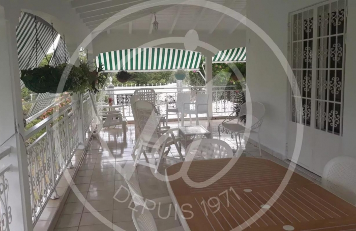 Vente Maison 292m&sup2; 6 pi&#232;ces Les Abymes
