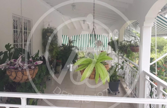 Vente Maison 292m&sup2; 6 pi&#232;ces Les Abymes