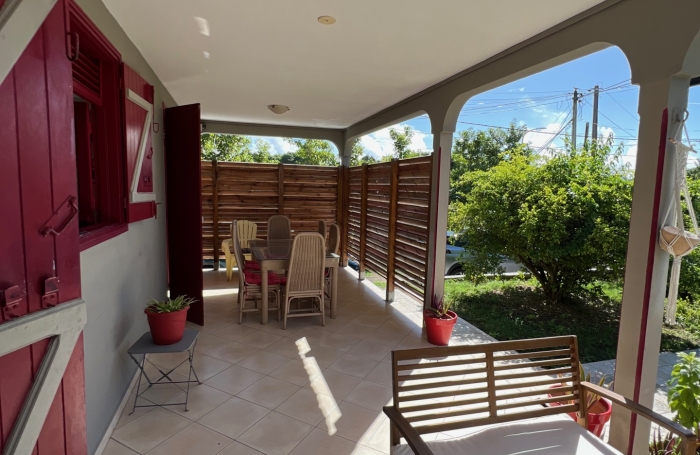 Vente Maison 121m&sup2; 7 pi&#232;ces Gosier