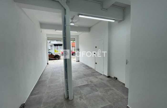 Location Local commercial 25m² Les Abymes