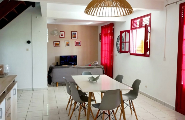 Vente Maison 128m&sup2; 6 pi&#232;ces Gosier