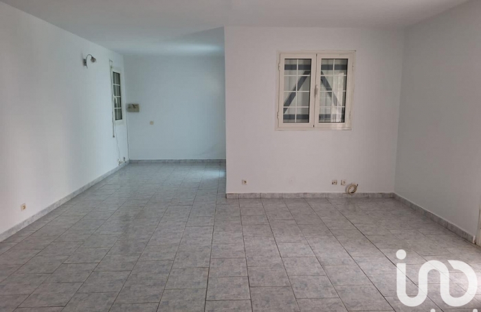 Vente Maison 252m&sup2; 5 pi&#232;ces Sainte Rose