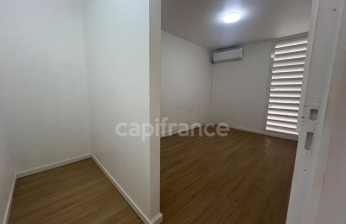 Vente Appartement 51m&sup2; 3 pi&#232;ces Les Abymes