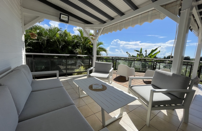 PROPRIETE MAISON T5 VUE MER + GITE T3 AVEC MEZZANINE + PISCINE CAPESTERRE-BELLE-EAU