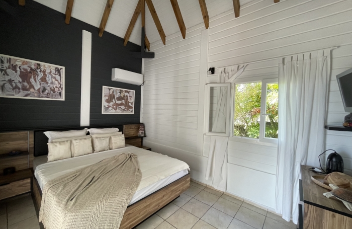 PROPRIETE MAISON T5 VUE MER + GITE T3 AVEC MEZZANINE + PISCINE CAPESTERRE-BELLE-EAU