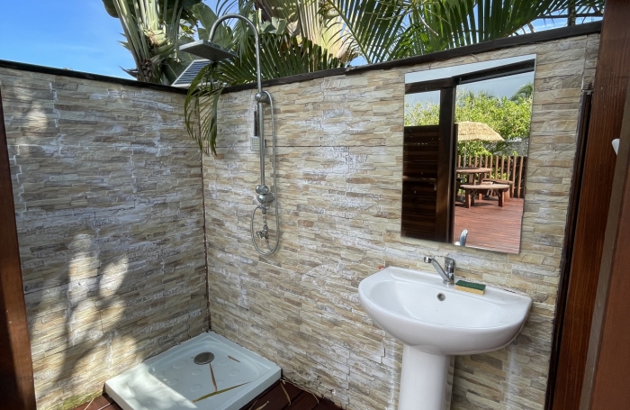 PROPRIETE MAISON T5 VUE MER + GITE T3 AVEC MEZZANINE + PISCINE CAPESTERRE-BELLE-EAU