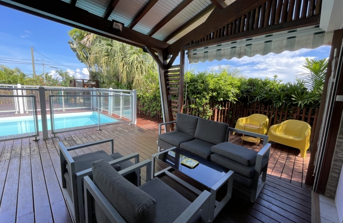 PROPRIETE MAISON T5 VUE MER + GITE T3 AVEC MEZZANINE + PISCINE CAPESTERRE-BELLE-EAU