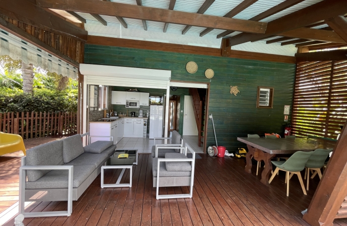 PROPRIETE MAISON T5 VUE MER + GITE T3 AVEC MEZZANINE + PISCINE CAPESTERRE-BELLE-EAU