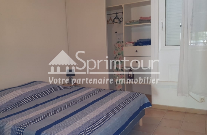 Marina de Rivière Sens- Appartement T3, meublé, climatisée, terrasse couverte dans une résidence sécurisé avec