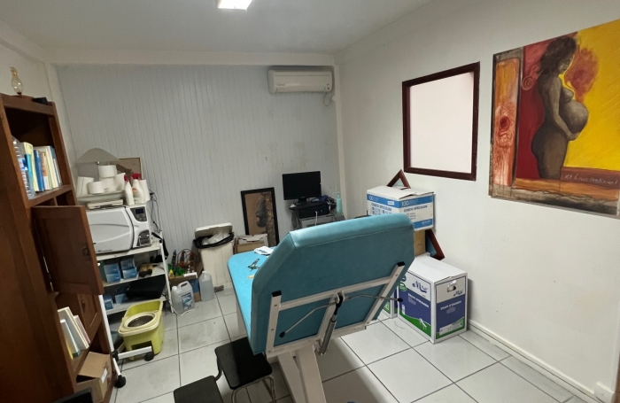 Vente Immeuble 243m&sup2; Basse-Terre