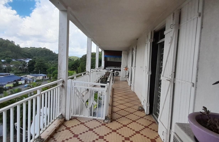Vente Maison 145m&sup2; 6 pi&#232;ces Les Abymes