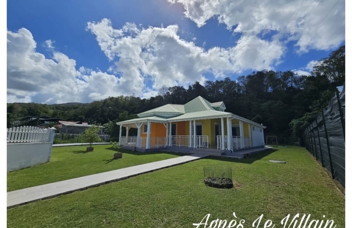 Vente Maison 184m&sup2; 4 pi&#232;ces Pointe-Noire