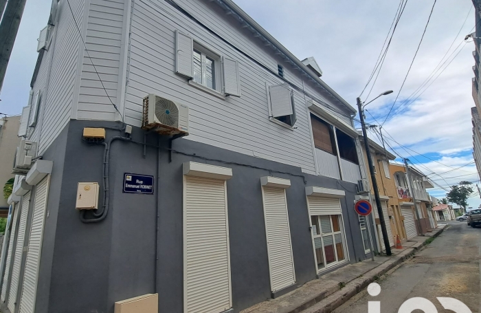 Vente Immeuble 97180