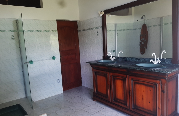 Villa T5 avec piscine
