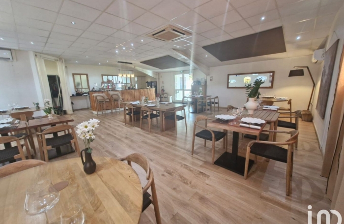 Vente Local commercial 160m&sup2; Baie Mahault