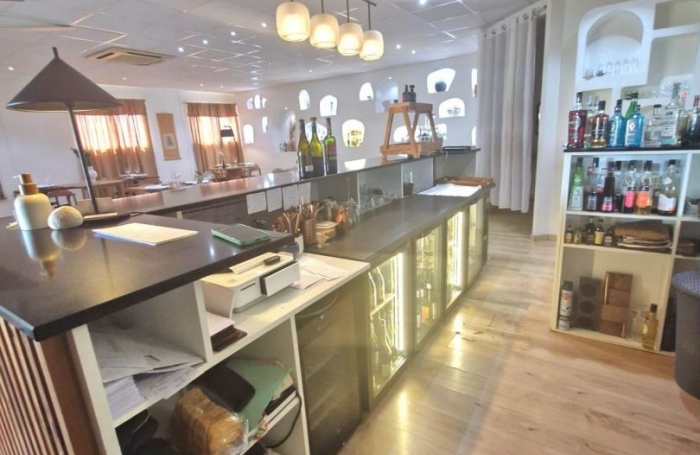 Vente Local commercial 160m&sup2; Baie Mahault