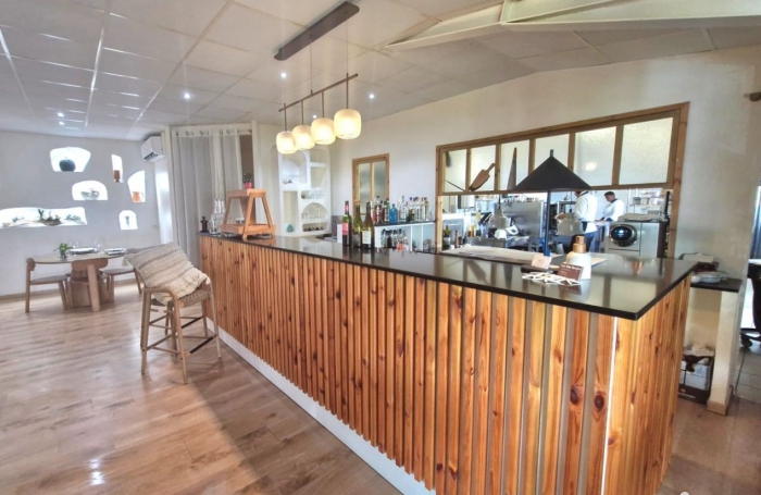 Vente Local commercial 160m&sup2; Baie Mahault