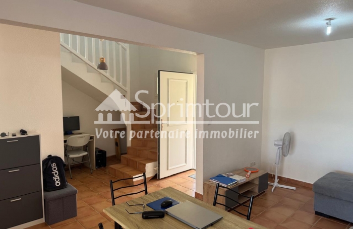 GOURBEYRE À vendre : Très bel appartement duplex T3 dans une résidence sécurisée avec piscine