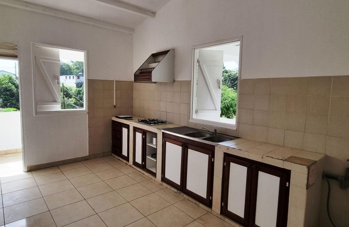 Location Appartement 80m&sup2; 4 pi&#232;ces Sainte Anne