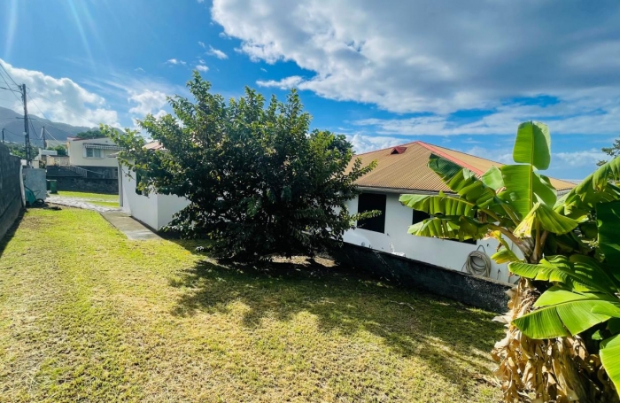 Vente Maison 150m&sup2; 4 pi&#232;ces Basse-Terre