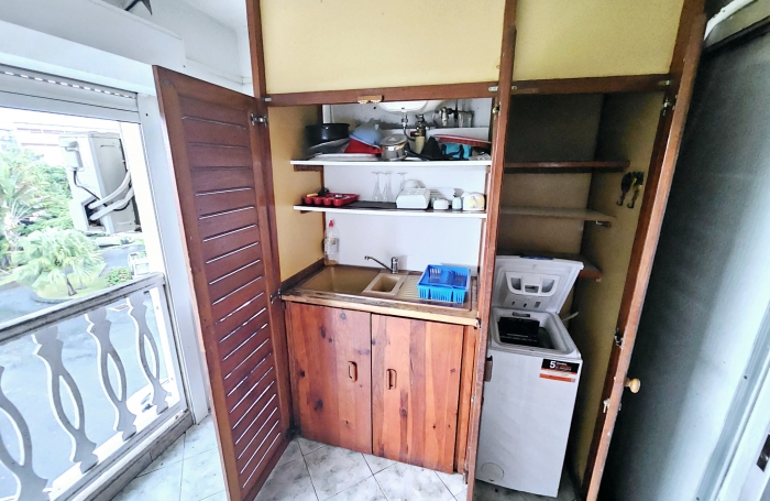 INVESTISSEMENT - T1  BAS DU FORT